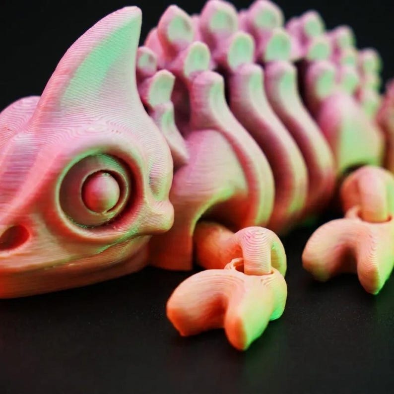 Articulated Skeletal Chameleon detail