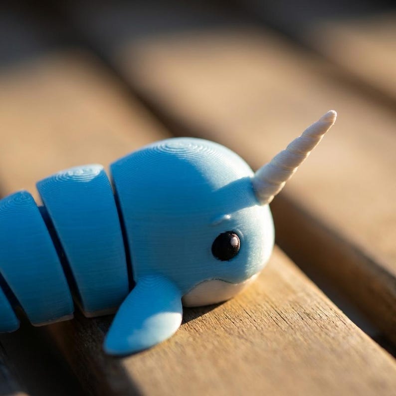 Zookis Narly Narwhal in hand